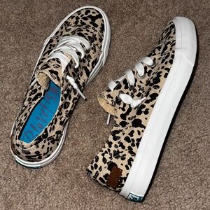 Blowfish Malibu Play slip-on in Size 7.5